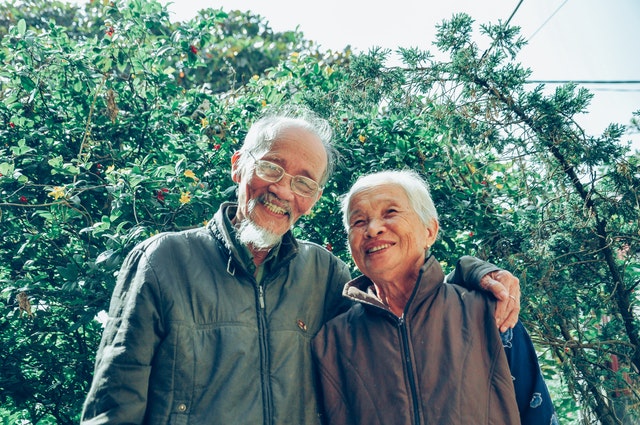 older-couple-division-retirement-benefits